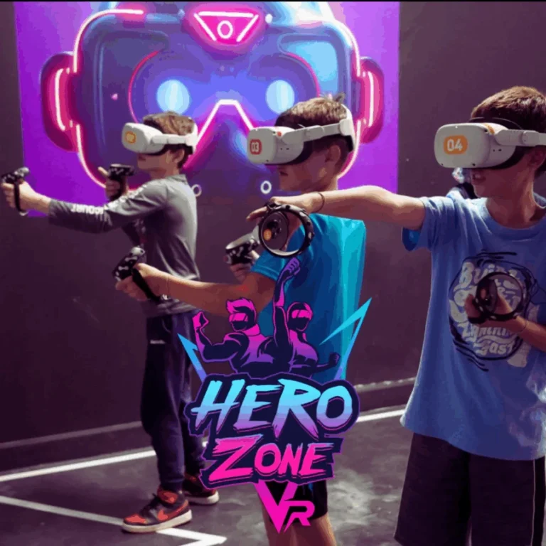 Kinderen spelen samen een spannend VR-kinderfeestje bij Zero Latency VR in Gent en Antwerpen.